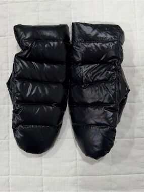 Aritzia Super Puff Mittens